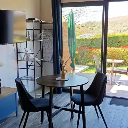 Apartament Vue Sur Mont Joli Bois *